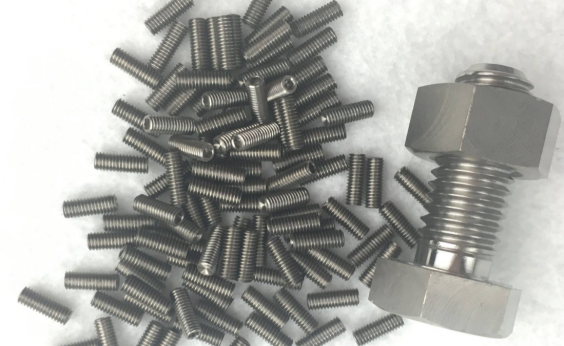 Does Nickel Alloy Fastener Performance Change at Elevated Temperatures?